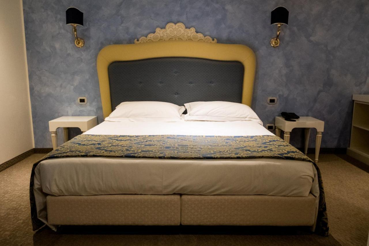 Hotel Palace & La Conchiglia D' Oro