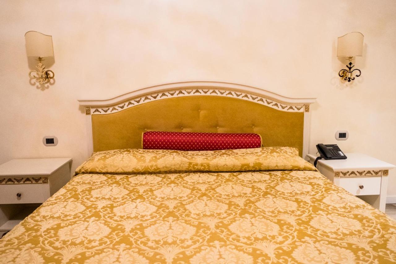 Hotel Palace & La Conchiglia D' Oro