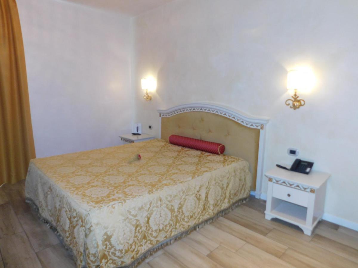 Palace La Conchiglia D' Oro Hotel