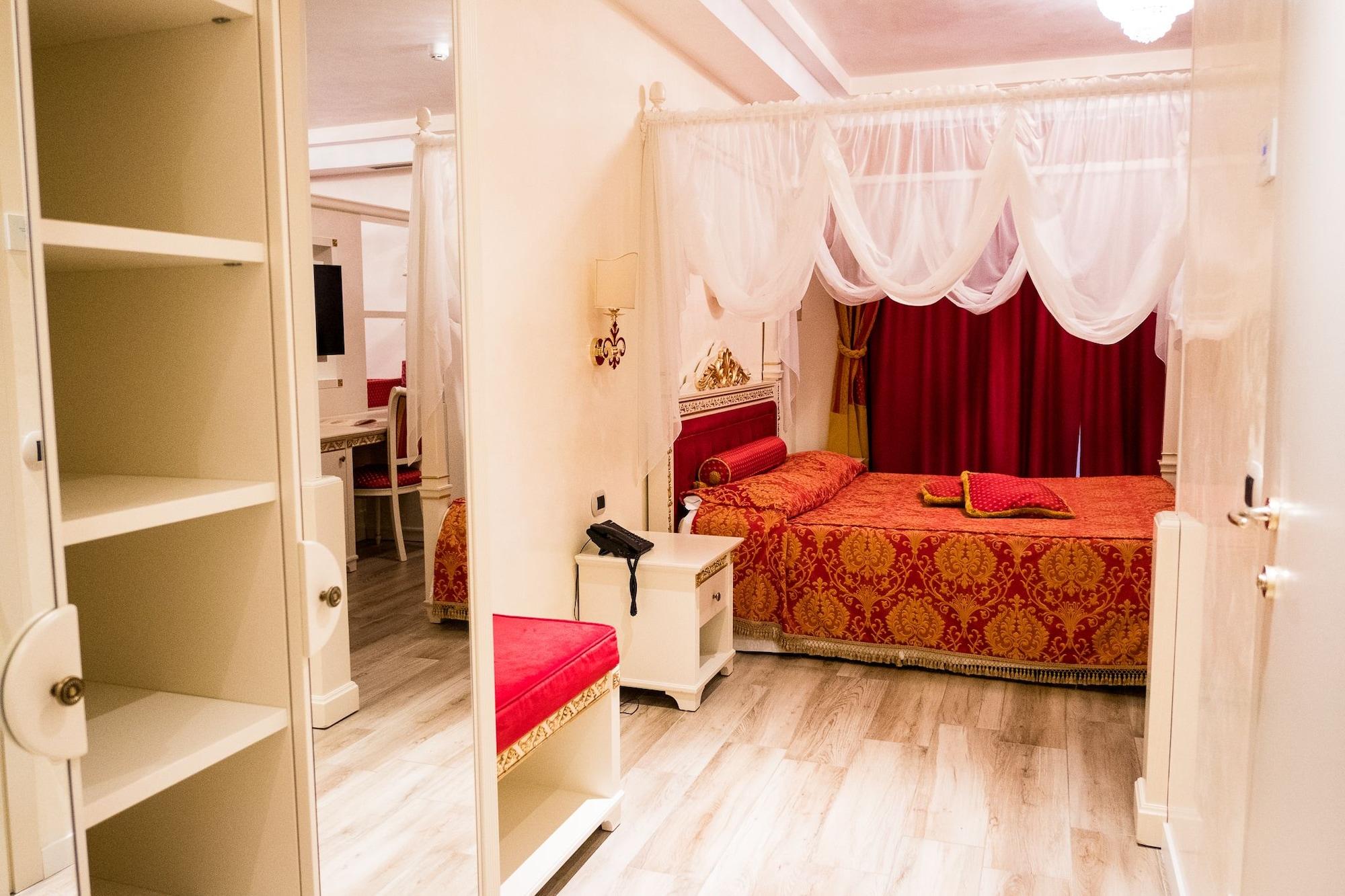 Palace La Conchiglia D‘Oro酒店